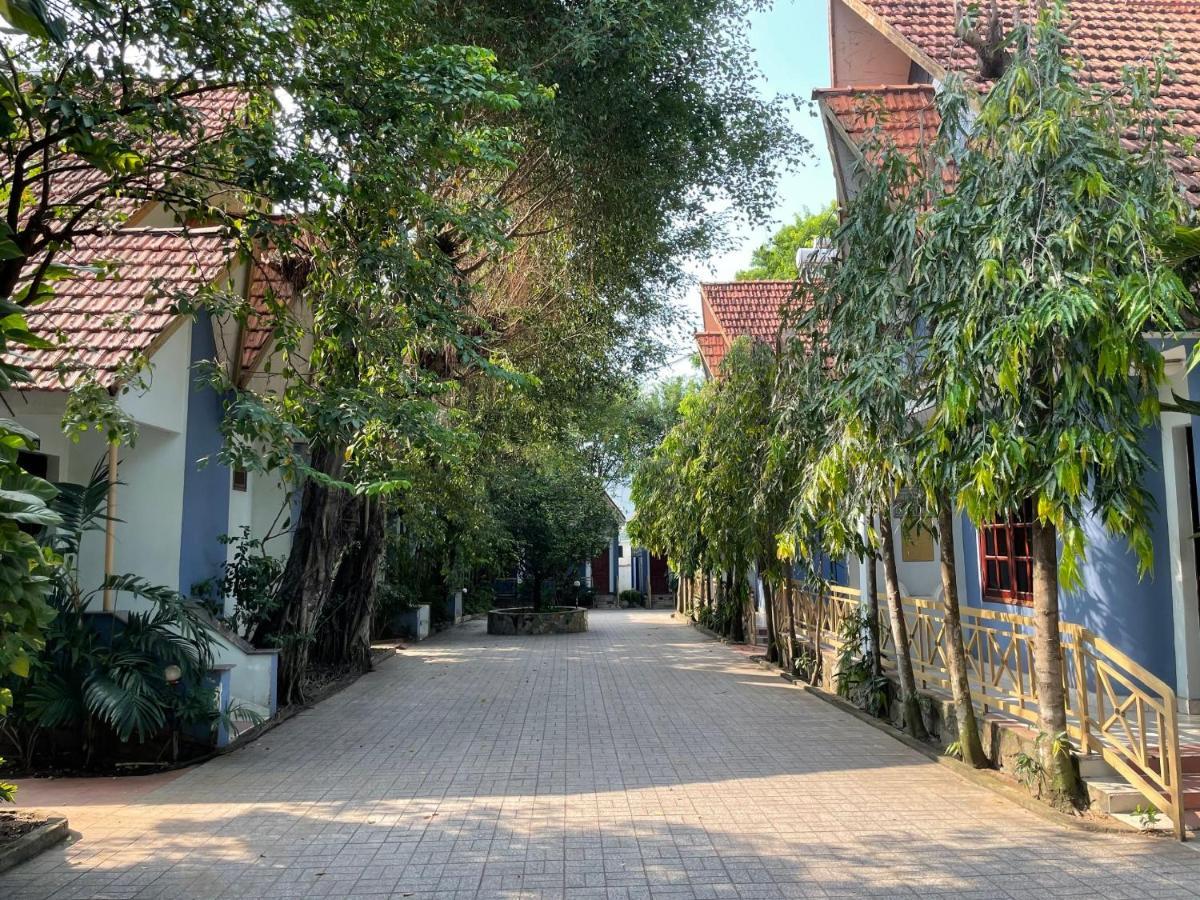 Song Tra Hotel Thu Dau Mot Eksteriør bilde